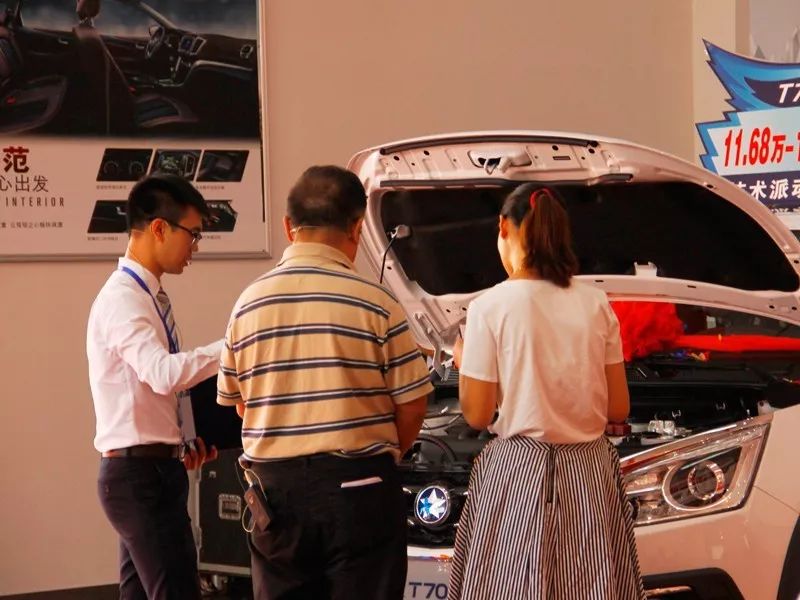 汽车评测导购，专业与热情的结合艺术