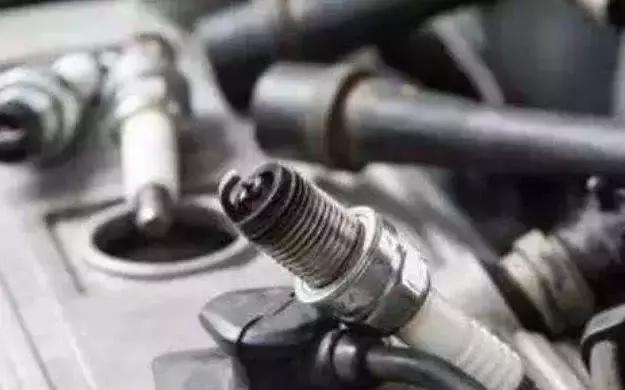 汽车发动机抖动的深层原因解析及解决方案