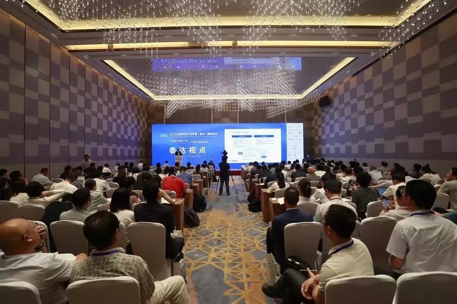 权威的汽车评论平台，引领汽车评测新潮流