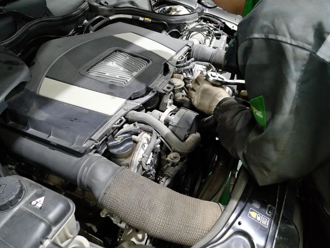 深度解析，汽车发动机烧机油的常见故障点及解决方案