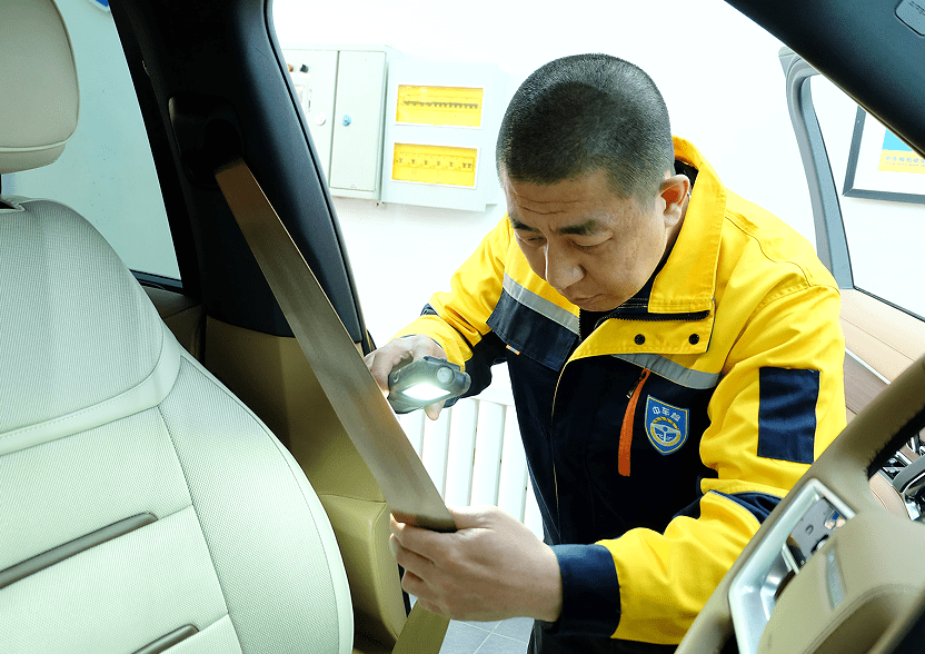 汽车评测员,高收入背后的真实生活