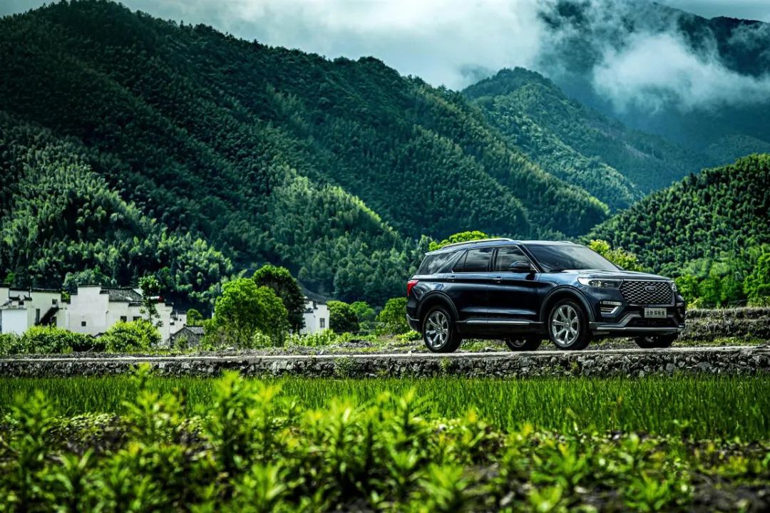 探索旅行版SUV,多功能性与舒适性的完美结合